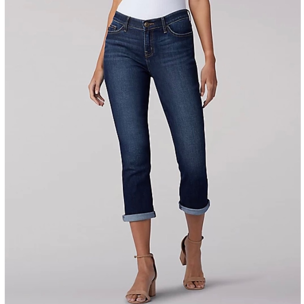 WOMEN’S FLEX MOTION REGULAR FIT CAPRI IN BEWITCHED